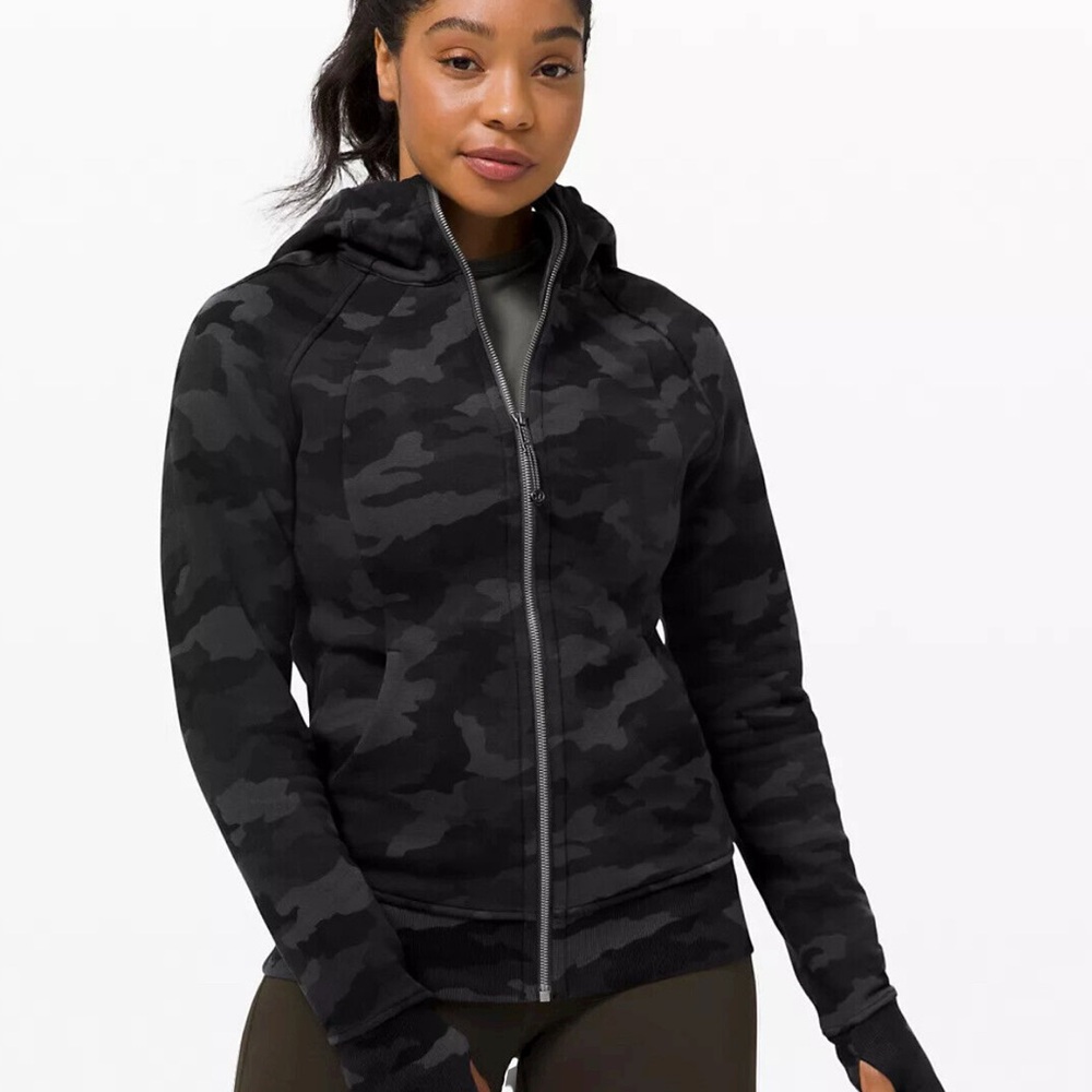 Lululemon Women's Black Camo scuba Hoodie